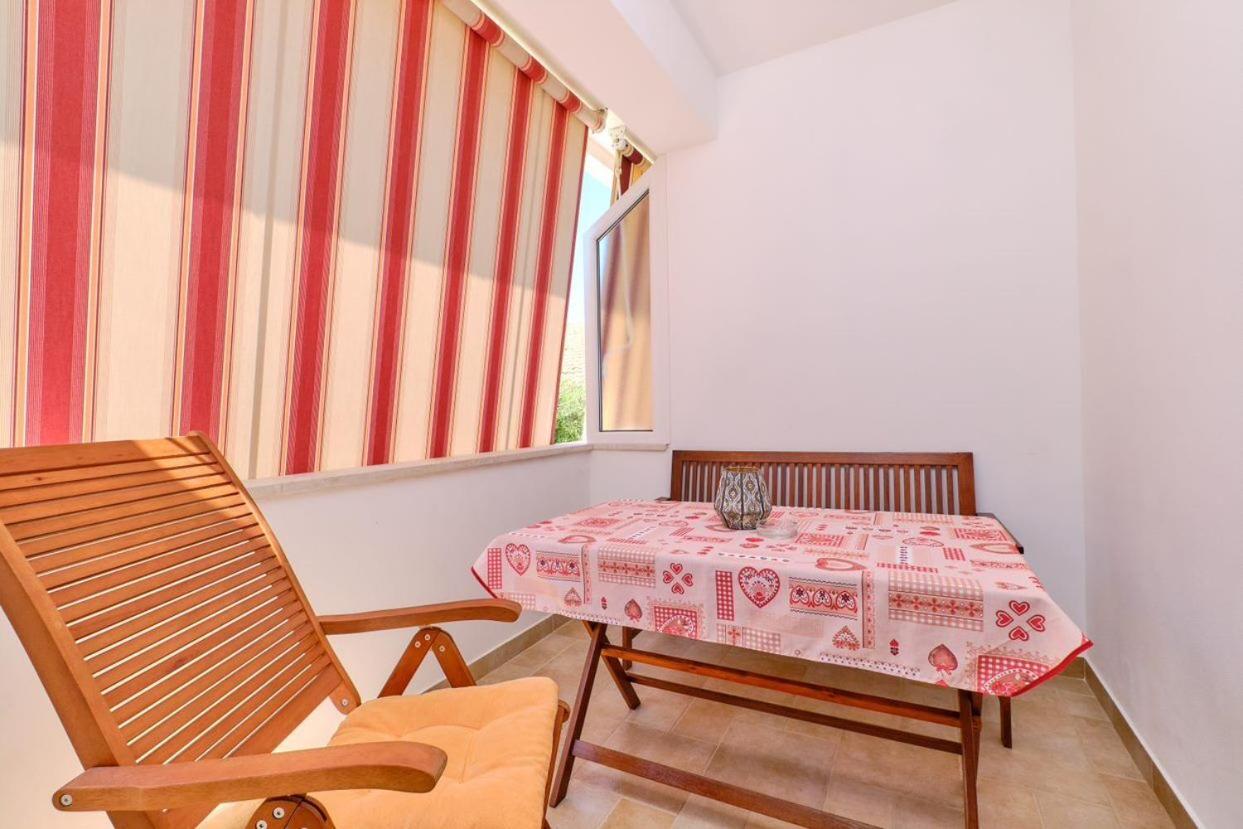 Apartments Enna Mali Lošinj Zewnętrze zdjęcie