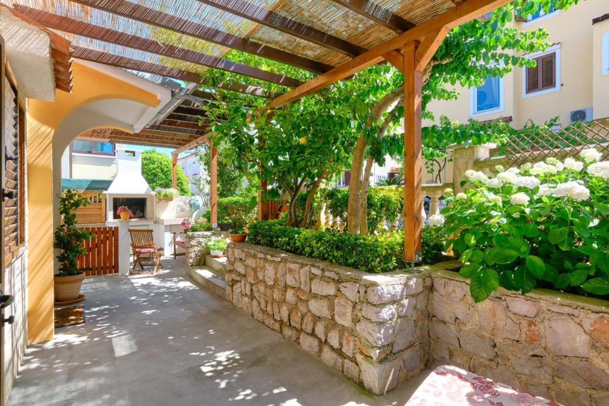 Apartments Enna Mali Lošinj Zewnętrze zdjęcie